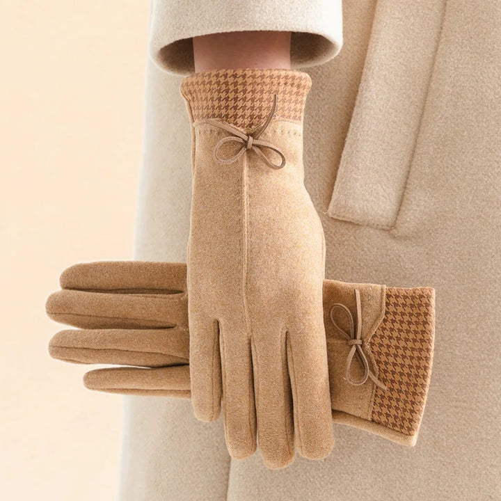 Woolen Touch Mitts